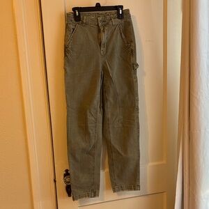 American Eagle Outfitters Women’s Olive Green Cargo Pants